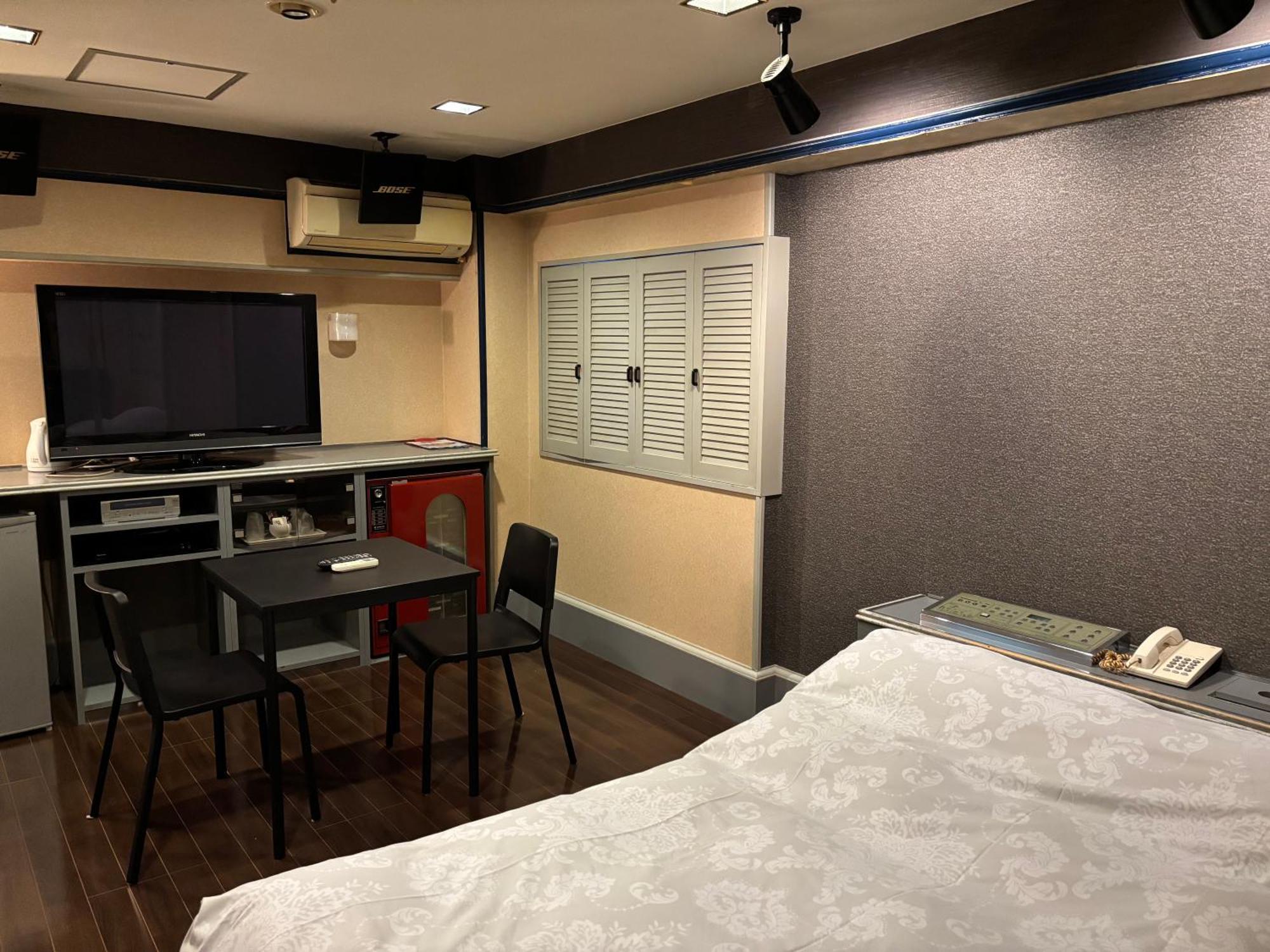 City Hotel Dolphin Tokyo Bagian luar foto
